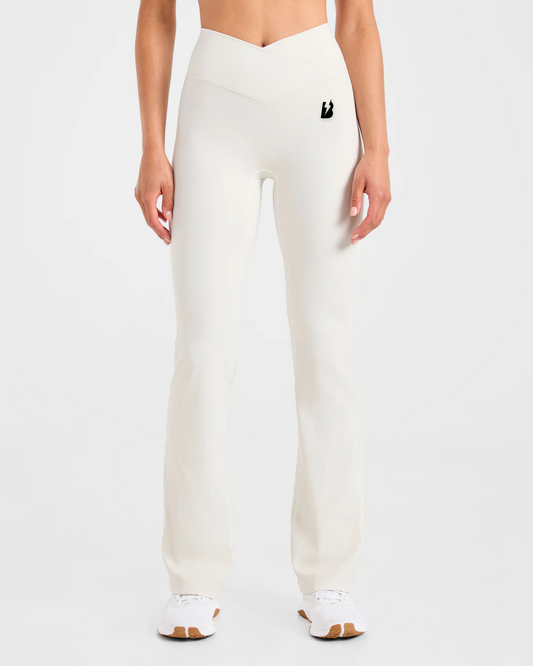 Signature High Waisted Flare Cut Leggings
